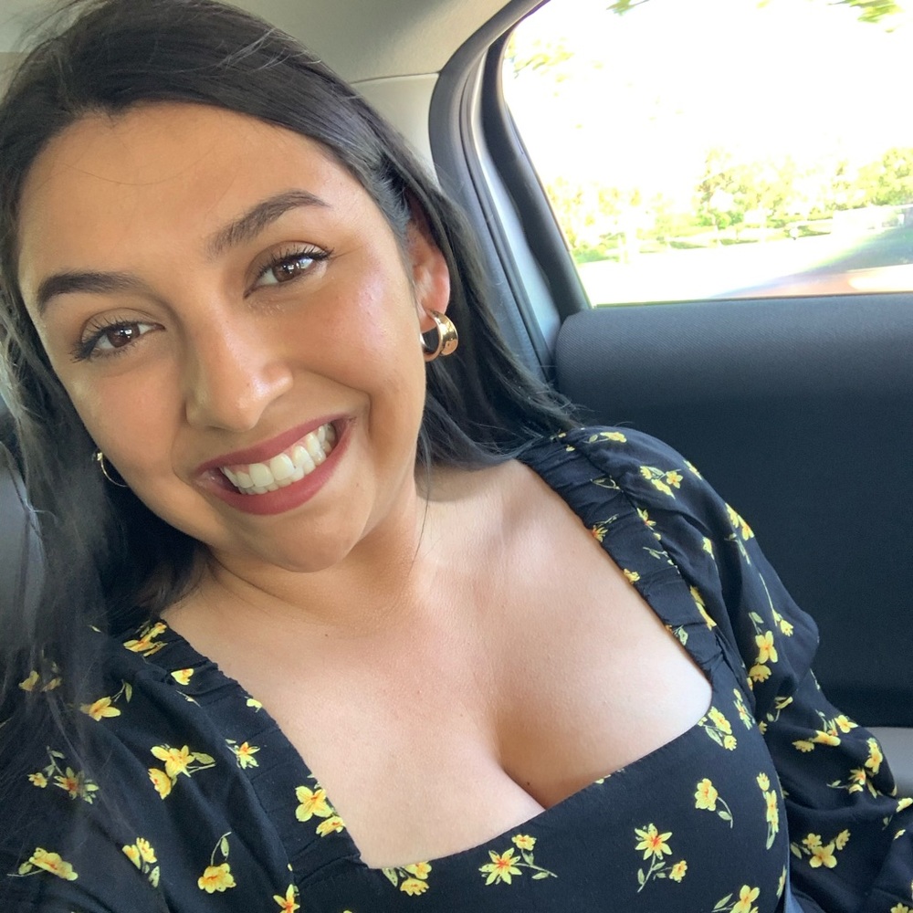 Meet your Posher, Jasmine